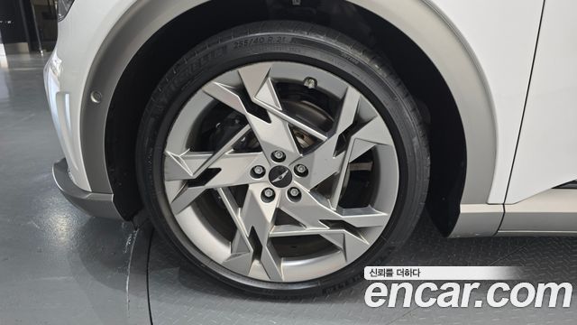 Genesis GV60 Performance AWD — пробег 56 952 км