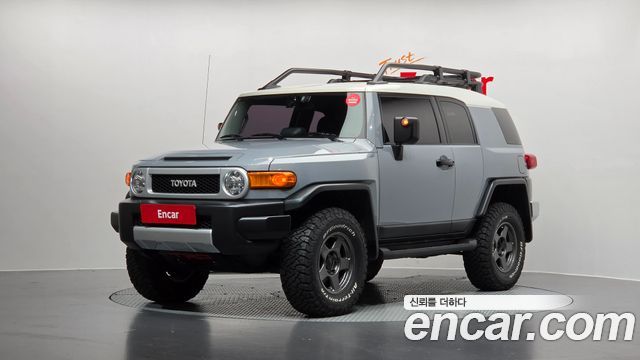 Toyota FJ Cruiser 4WD V6 — пробег 141 642 км