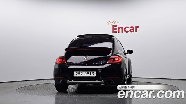 Volkswagen Beatle 2.0 TDI Premium 3rd — пробег 163 693 км