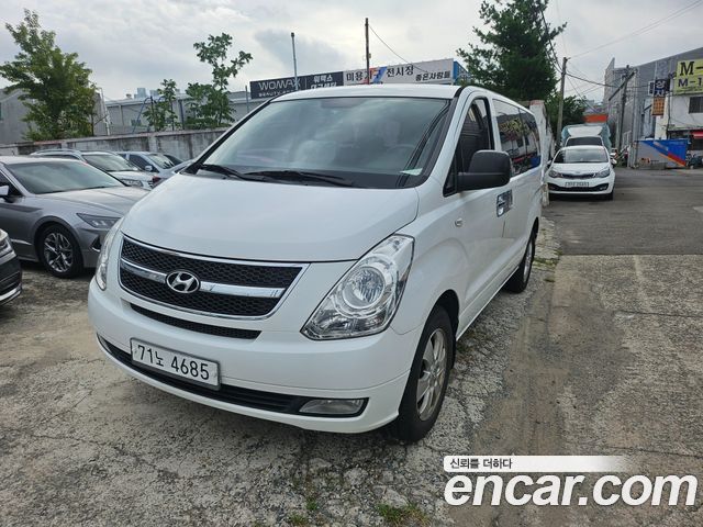 Hyundai Starex 4WD 12-Seater Wagon CVX Luxury — пробег 203 495 км — фото 2 из 5