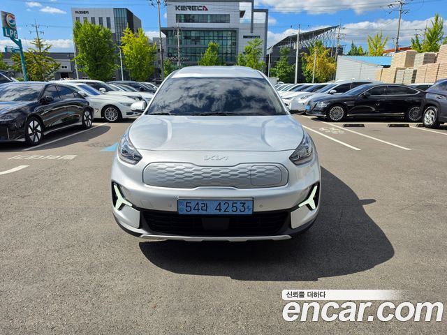 Kia Niro Air — пробег 115 923 км — фото 1 из 5