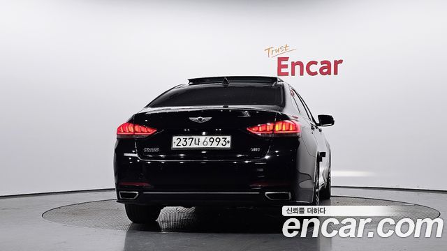 Hyundai Genesis из Кореи Encar