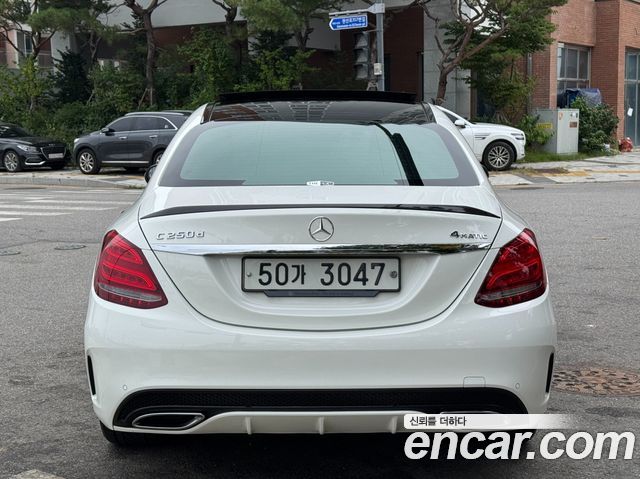 Mercedes-Benz C-Class C250 d 4MATIC — пробег 120 000 км — фото 4 из 5