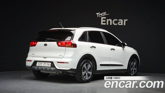 Kia Niro из Кореи Encar