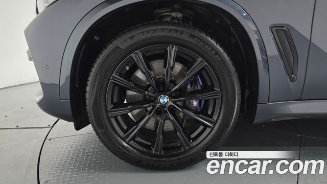 BMW X5 xDrive 30d M Sport — пробег 92 490 км — фото 5 из 5