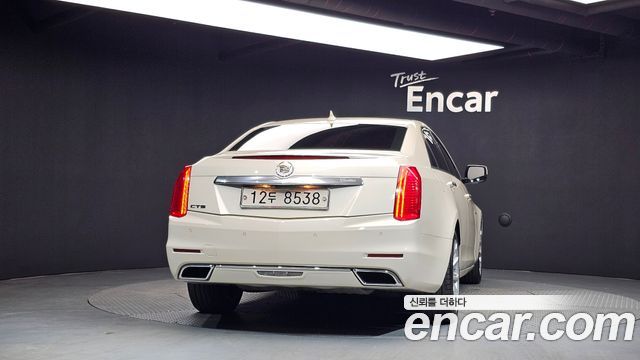 Cadillac CTS 2.0 Luxury — пробег 166 646 км