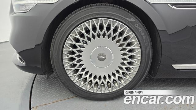 Genesis G90 из Кореи Encar