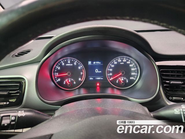 Kia Stonic 1.4 Trendy — пробег 116 000 км — фото 5 из 5