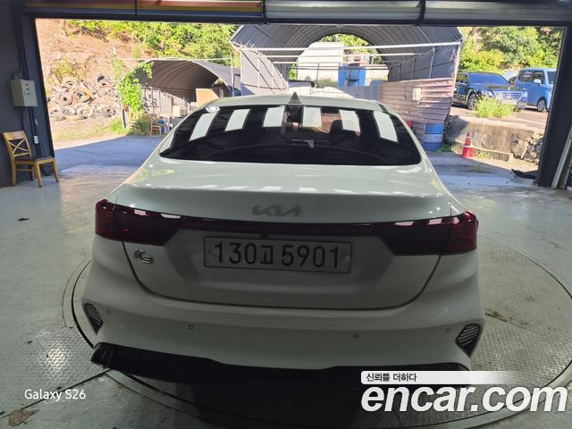 Kia K3 из Кореи Encar