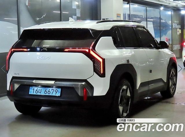 Kia EV3 из Кореи Encar