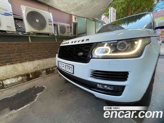 Land Rover Range Rover 4.4 SDV8 Vogue SE DIESEL — пробег 84 000 км