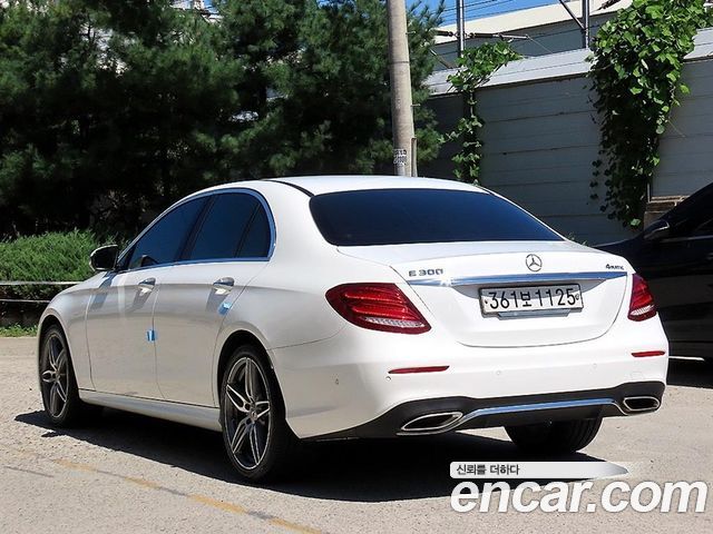 Mercedes-Benz E-Class из Кореи Encar
