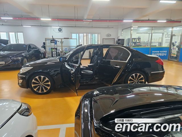 Hyundai Genesis из Кореи Encar
