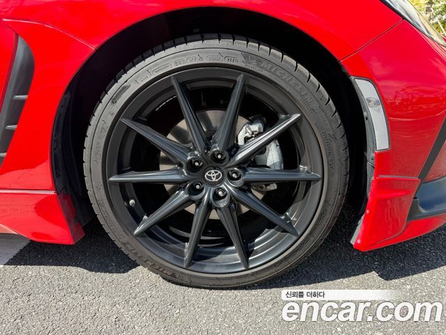Toyota 86 2.4 Premium — пробег 17 300 км