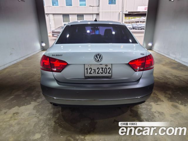 Volkswagen Passat 2.0 TDI B7 — пробег 258 698 км