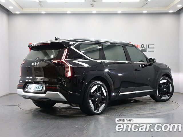 Kia EV9 из Кореи Encar