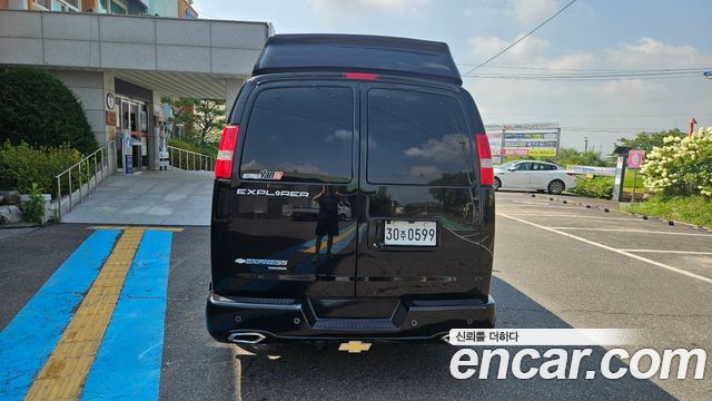 Chevrolet Express Van 6.0 — пробег 42 300 км