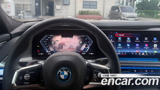 BMW i7 M70 xDrive M Performance — пробег 16 789 км