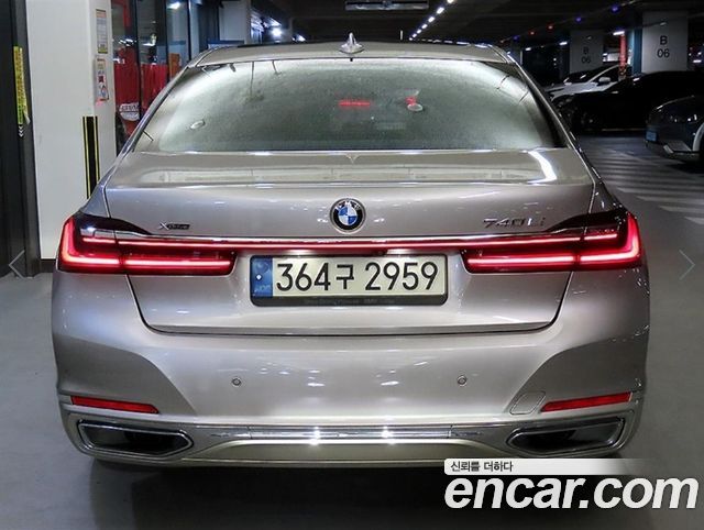 BMW 7-Series 740Li xDrive Design Pure Excellence из Кореи Encar
