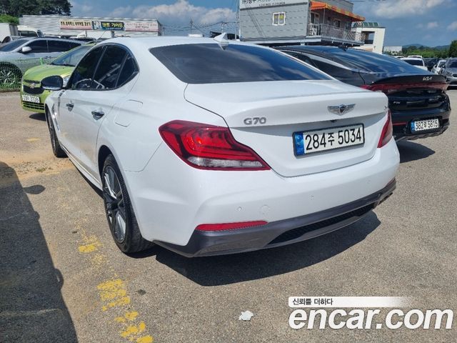 Genesis G70 из Кореи Encar