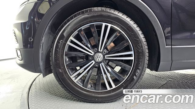 Volkswagen Tiguan 2.0 TDI Prestige — пробег 96 405 км — фото 5 из 5
