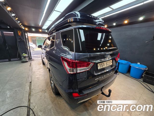 Ssangyong KORANDO 4WD TX 9-seater — пробег 130 821 км