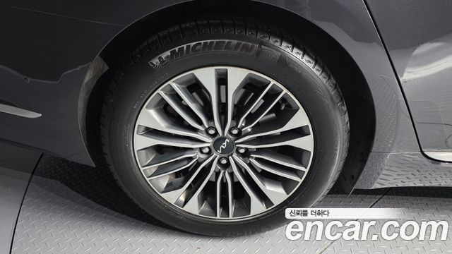Kia K9 из Кореи Encar