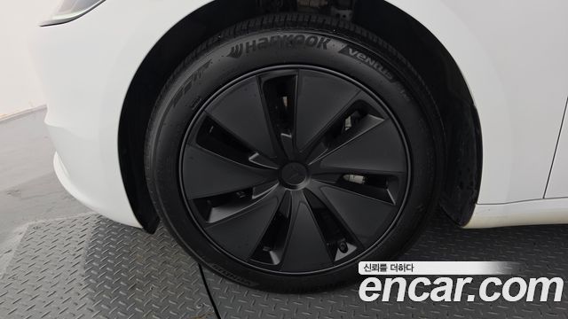 Tesla Model 3 RWD — пробег 43 087 км — фото 5 из 5