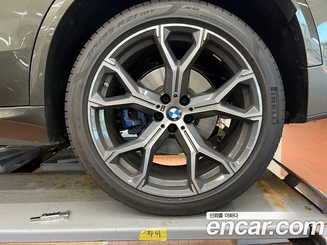 BMW X5 xDrive 40i M Sport — пробег 4 361 км