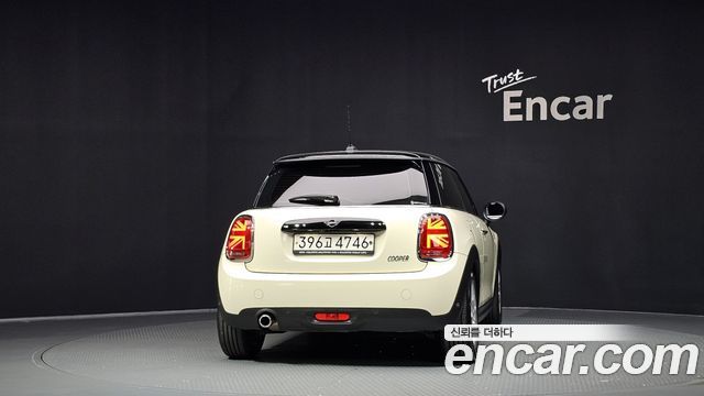 Mini Cooper HIGH Third Generation — пробег 68 969 км — фото 4 из 5