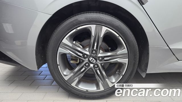 Kia K5 из Кореи Encar
