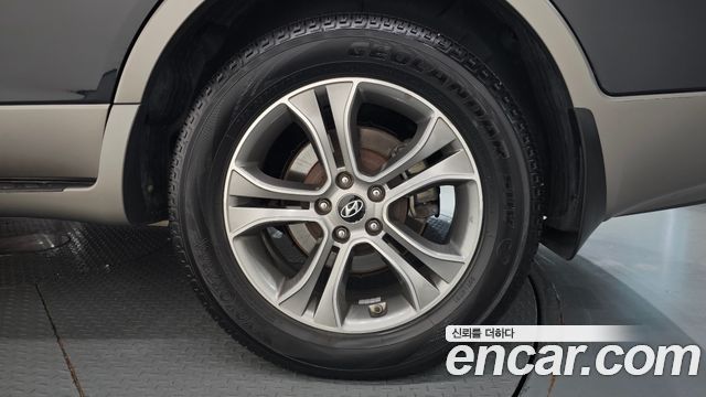 Hyundai Veracruz Gasoline 4WD 380VXL — пробег 168 527 км