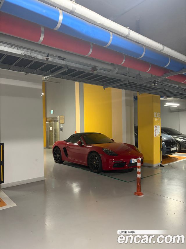 Porsche 718 2.0 — пробег 56 000 км