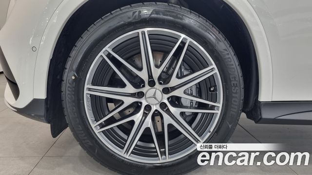 Mercedes-Benz GLC-Class AMG GLC43 4MATIC — пробег 3 099 км