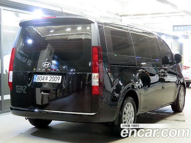 Hyundai Staria L3.5 Cargo 5-Seater Modern — пробег 113 225 км