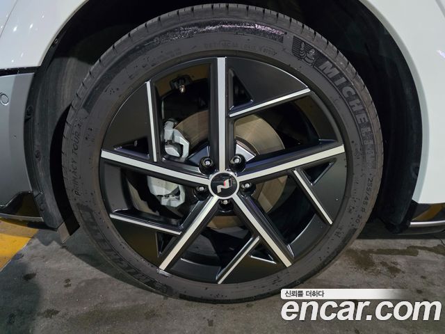 Hyundai Ioniq5 из Кореи Encar