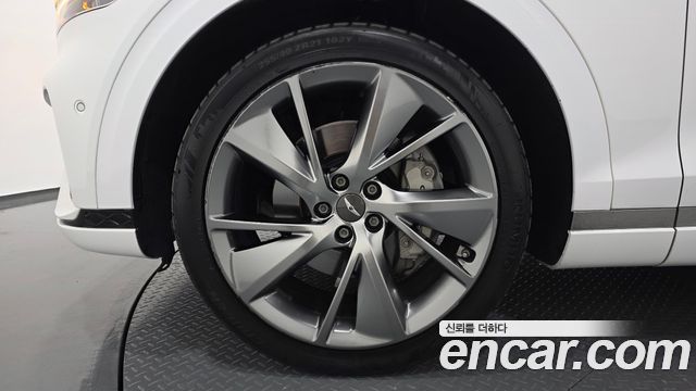 Genesis GV70 из Кореи Encar