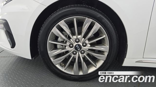 Kia K5 из Кореи Encar