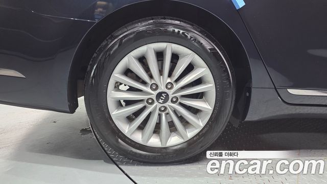 Kia K7 из Кореи Encar