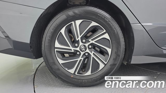 Hyundai Sonata Premium — пробег 84 076 км — фото 5 из 5