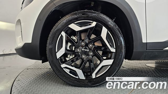 Kia Seltos из Кореи Encar