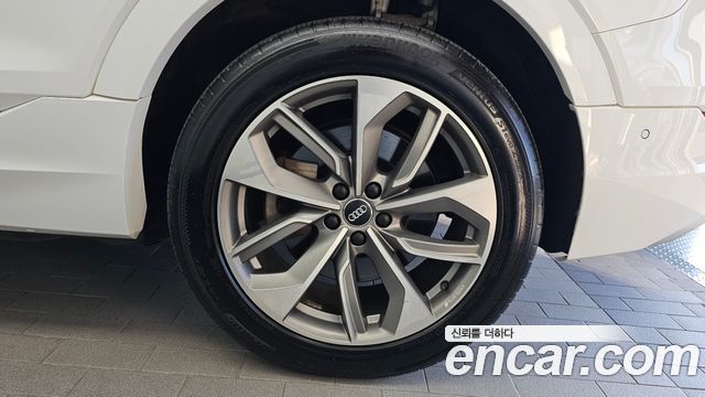 Audi e-tron из Кореи Encar