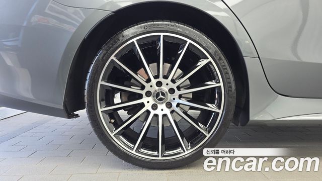Mercedes-Benz CLS-Class CLS400d 4MATIC AMG Line — пробег 81 656 км