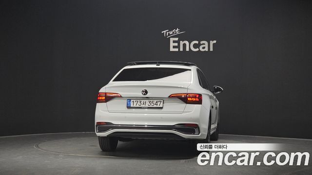 Volkswagen Jetta 1.5 TSI Prestige — пробег 24 304 км