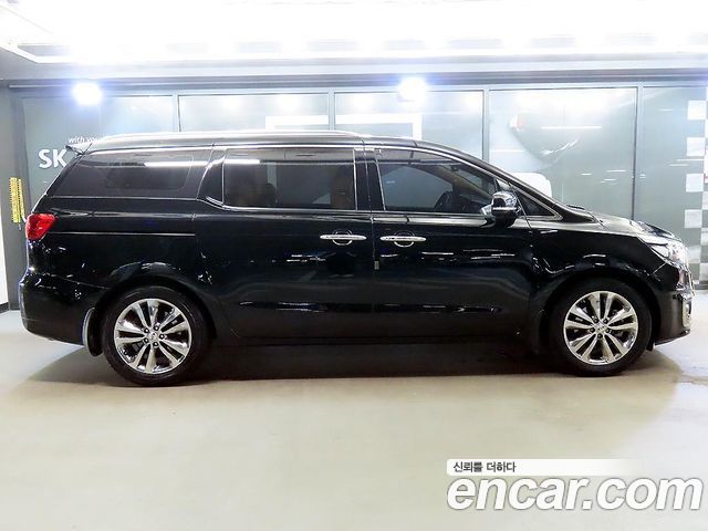 Kia Carnival 9-seater Noblesse — пробег 185 531 км