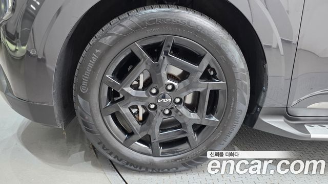 Kia Carnival HEV 9seater Gravity — пробег 24 168 км