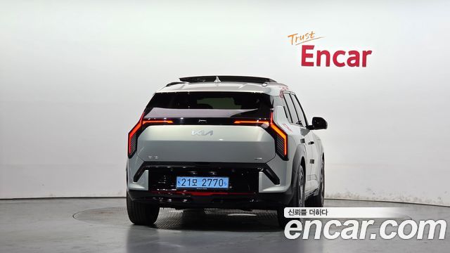 Kia EV3 из Кореи Encar
