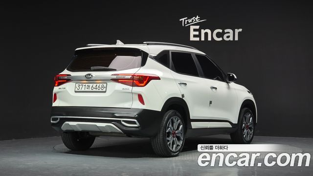 Kia Seltos из Кореи Encar