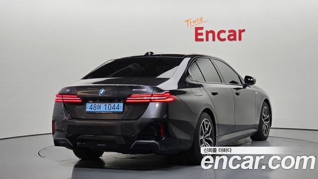 BMW i5 из Кореи Encar
