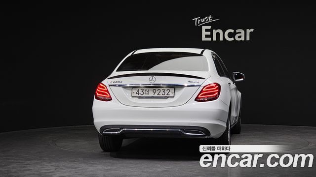 Mercedes-Benz C-Class C220 d 4MATIC — пробег 182 431 км